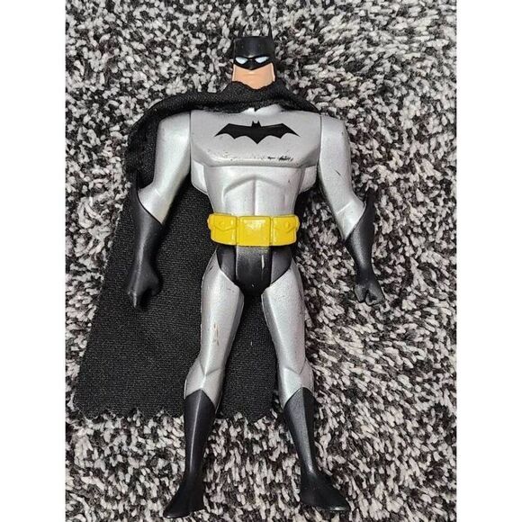 Batman, Two Face, and Penguin Action figures #A90 - Picture 2 of 9